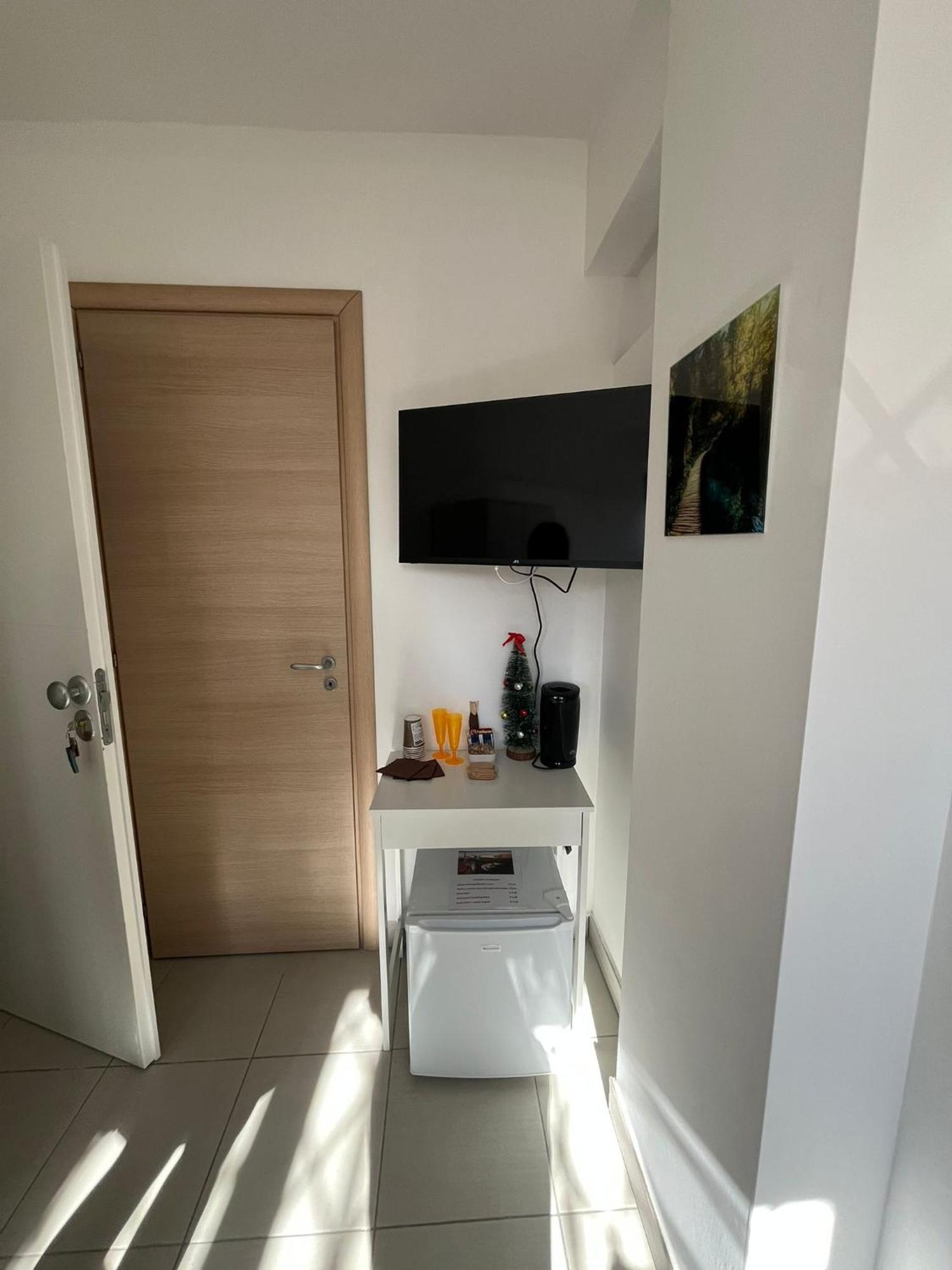 Aurora Rooms 포밀리아노 다르코 외부 사진